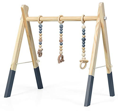 GOPLUS Baby Gym Spieltrapez, Baby Fitnesstrainer aus Holz, mit Spielzeug, Spiel- und Greiftrainer, für Kinder über 3 Monate, zur Verbesserung von Griffigkeit und Koordination (Grau)