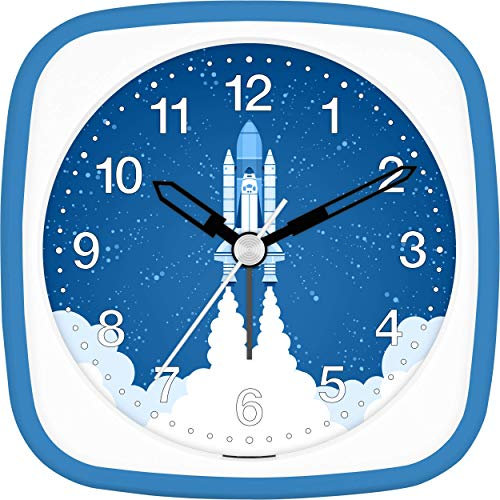 Eurotime Wecker Jungen Rakete Space Shuttle, Kinderwecker, Blau, Kunststoffgehäuse und Kunststoffglas, geräuscharmer Wecker, ohne Ticken, mit Licht und Weckwiederholung, 27134-08