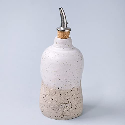 Cruche d'huile à la main bouteille d'huile poterie huile burette vinaigre bouteille couleurs uniques cruche d'huile d'olive décor à la maison argile mouchetée texturé glaçure blanche