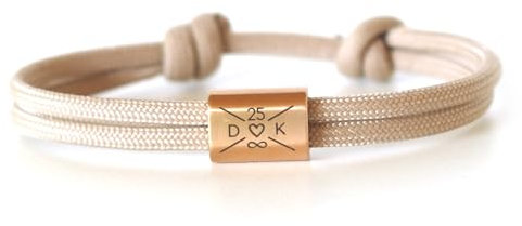 Edelstahl Charm Armband aus Segeltau – Individuell gravierbar mit Initialen – Wasserfest & größenverstellbar – Geschenkidee für Damen und Herren