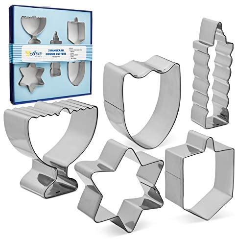 Aviv Judaica Chanukkah-Ausstechformen-Set aus Edelstahl – 5 lustige Plätzchenformen Chanukah-Formen – Menora – Dreidel – Kerze – Maccabee Schild – Davidstern