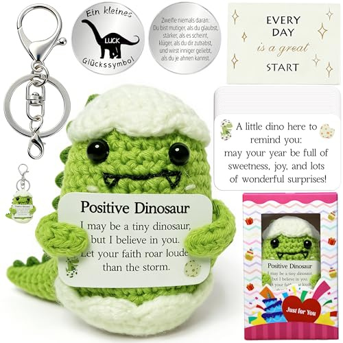 Pocket Hug Dino Kuscheltier mit Dino Schlüsselanhänger, Card and Glücksbringer Münze & 20 Positive Karten für Vatertag, Muttertag, Geburtstag & Valentinstag Geschenke für Frauen, Männer & Kinder