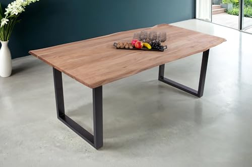 SAM Esstisch Dana 140x80 cm Akazie Eiche Baumkante U-Gestell schwarz | Baumkantentisch massiv, Akazienholz eichefarben, Metallgestell, pflegeleichter Holztisch, Esszimmertisch