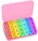 Betife Tablettenbox 7 Tage Morgens Mittags Abends Nachts, BPA Frei Pillendose 7 Tage 4 Fächer, Medikamentenbox 7 Tage, Pillenbox Groß, Tabletten Wochenbox, Pillendose 7 Tage 4 Fächer (Rosa)