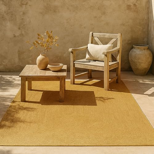 HAMID Outdoor Teppich aus recyceltem PET – Waschbar, Wasserfest & Pflegeleicht – Nachhaltiger In & Outdoor Teppich für Terrasse, Balkon, Garten oder Wohnzimmer (300x200cm, Ocker)