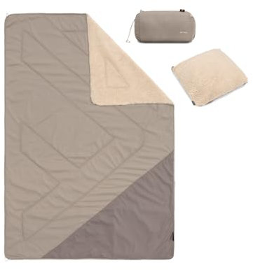qeedo Teddy Outdoor-Decke 200×140 cm – wasserabweisend & raschelfrei, weiches Teddy-Fleece, Poncho-& Kissenfunktion, kompakt & pflegeleicht für Camping, Garten & Zuhause