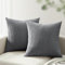 mosayt Kissenbezug 35x35 Dunkelgrau 2er Set Cordsamt gestreiftes Muster Kissenbezüge Kissenhülle Dekokissen Sofakissen Couchkissen Winter Deko Kissenhüllen Bett Schlafzimmer