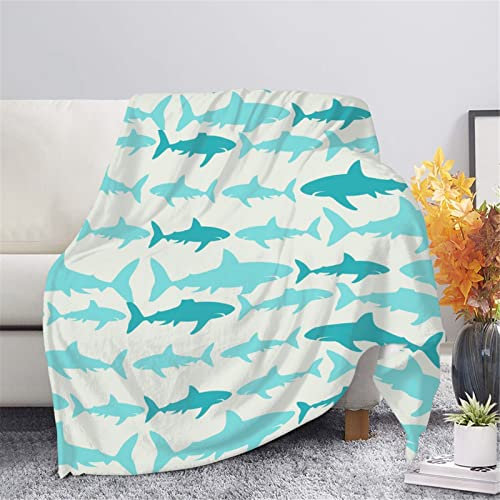 HUGS IDEA Hai-Decke, türkis, Cartoon-Haifisch-Muster, niedlicher Überwurf, Couch, Überwurf, Decke, Terrasse, Balkon, Hinterhof, Lounge Sessel, gemütliche Wickeldecken - XS