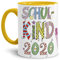Tassendruck Geschenk Tasse zur Einschulung für Kinder mit Spruch - SCHULKIND 2020 - Geschenkidee zum Schulanfang/Erinnerung Schulbeginn/Erstklässler 2020 Mädchen - Innen & Henkel Gelb
