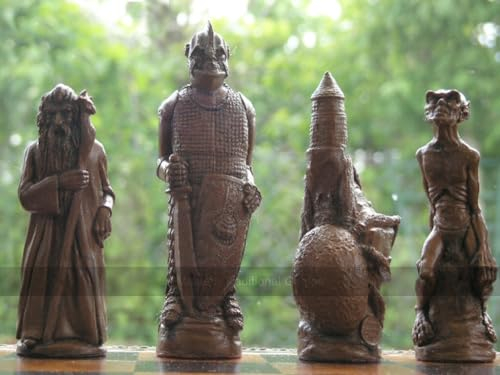 Berkeley Chess Lord of The Rings Set with 5 inch King - Cream and Brown