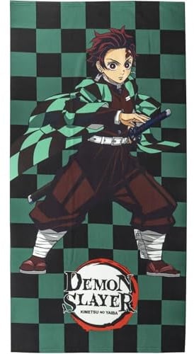CERDÁ LIFE'S LITTLE MOMENTS Demon Slayer Kinderhandtuch, Schwarz und Grün, 70 x 140 cm, aus 100% Polyester, 240 g/m², kleines Handtuch mit Tanjiro-Druck, Originalprodukt, entworfen in Spanien