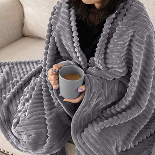 EMEMA Kuscheldecke Fleecedecke Flanell Decke Einfarbig Wohndecken Couchdecke Flauschig Überwurf Mikrofaser Tagesdecke Sofadecke Blanket Für Bett Sofa Schlafzimmer 125x150 cm Grau