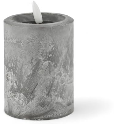 MIJOMA LED-Kerze in edler Marmoroptik mit Realistic Flame Effekt - Authentisches warmweißes Leuchten, 6/18 Timer, batteriebetrieben, für ein gemütlich stilvolles Zuhause (betongrau, Ø7.5 x H10 cm)