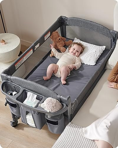 AirClub 4-in-1-Baby-Stubenwagen, Nachttisch, 4 Funktionen, Kinderbett, Spielplatz, tragbarer Wickeltisch, Stubenwagen für Neugeborene, Bett mit Rädern und Bremsen