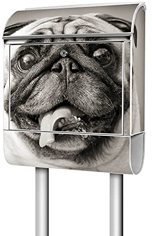 banjado® Briefkasten mit Standfuß Motiv Mops Porträt - Stand Briefkasten mit Zeitungsfach pulverbeschichtet aus Stahl weiß - Postkasten A4 Einwurf inkl. Montagematerial & 2 Schlüssel
