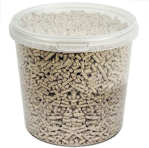 GardenersDream Peanut Suet Pellets | Garden Wild Bird Food Mix | Nutritious and Healthy Feed Mixture | Premium Protein-Rich Formula | Contains Essential High Energy Vitamins and Minerals (2.5L)