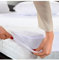 Drap Housse Jetable 90 x 190 cm – Housse Protection Matelas - Lit 1 Personne – Paquet de 10 Housses Jetables - Protection & Hygiène - Literie à Usage Unique – Tourisme et Médical Blanc