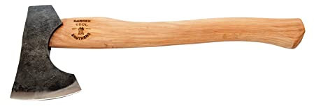 Outdoor-Axt von den Garden-Tool-Brothers