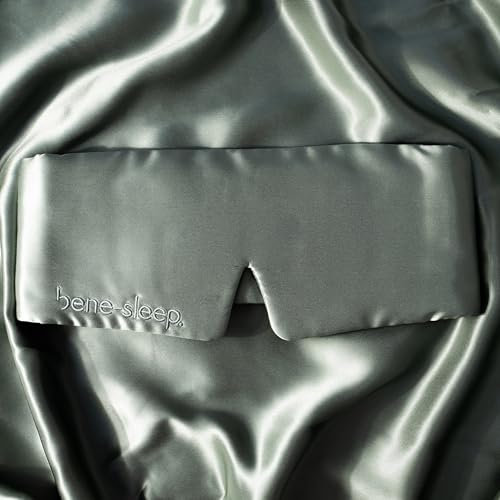 bene-sleep. Handgefertigte Schlafmaske aus reiner Seide mit Seidenfüllung – verstellbare Seidenschlafmaske Männer & Frauen – hypoallergen – atmungsaktive Maulbeerseide – Polyesterfrei (Grün)