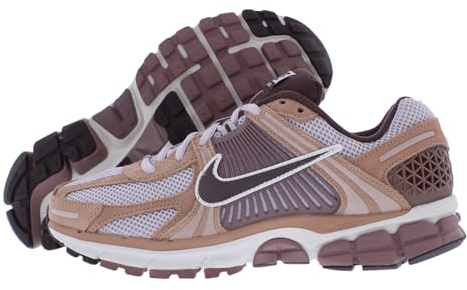 Nike Zoom Vomero 5 Herren Running Trainers HF1553 Sneakers Schuhe (UK 11.5 US 12.5 EU 47, Dusted Clay Earth 200)