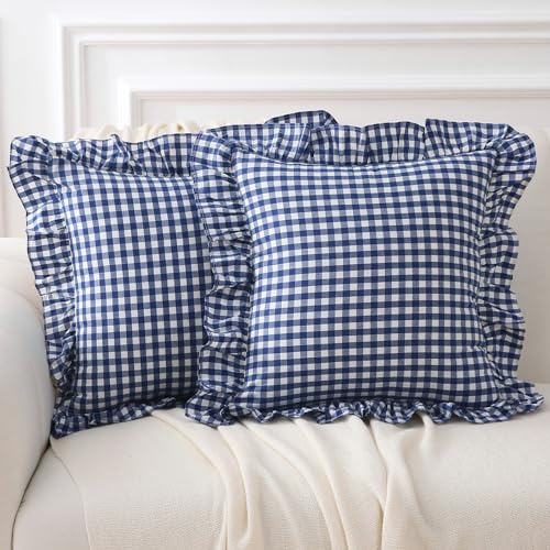 K MASANIJI 2 Stück Kissenbezüge, mit Rüschen, kariert, 100% Baumwolle, dekorativer Kissenbezug mit Vichy-Karo, für Bett/Sofa, rustikaler Stil (45,7 x 45,7 cm, Marineblau/weiß kariert)