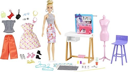 Barbie Metiers Coffret Studio Creation Mode, avec Poupee Blonde, Atelier, Machine à Coudre, 25 Accessoires de Jeu Inclus, Jouet pour Enfant, HDY90 Exclusivité sur Amazon