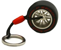 F1 Pirelli Motorsport Schlüsselanhänger, offizielles Lizenzprodukt – Gummireifen – Slick Red