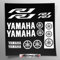 Aufkleber-Set kompatibel mit Tank und Motorradhelm | Basis aus transparentem Vinyl, einfache Anbringung, UV-Druck | Logo-Schriftzug | Stickersland® - R1 New von 2015 bis 2024 (Weiß)