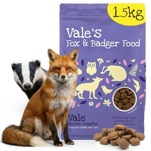 Vale’s™ Fox & Badger Food – specially developed – used at Vale Wildlife Hospital – meaty, crunchy biscuits – suitable and nutritious – ideal addition to their natural diet (1.5kg)