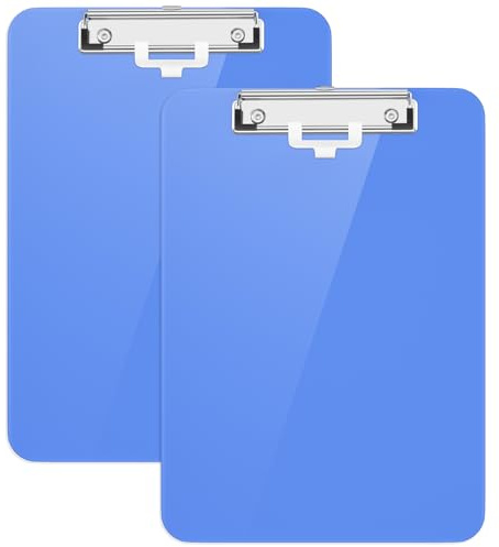 Hnogri Kunststoff-Klemmbrett 2er-Set, Standard A4 Letter Size Klemmbretter für Studenten, Büro und Frauen, Zwischenablage mit Stifthalter und Low Profile Clip, Größe 12,5 x 9 Zoll, (Blau)