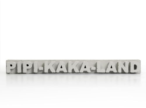 Dekorativer Aufsteller „PIPI-KAKA-LAND“ handgegossen aus Beton (Grau)