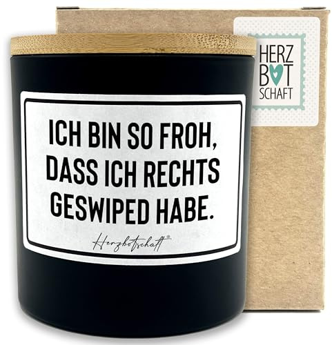 HERZBOTSCHAFT Duftkerze mit Spruch – Ich bin so froh, dass ich rechts geswiped habe. – liebevolles Geschenk, handgemachte Sojakerze im Glas, nachhaltig, optional mit personalisiertem Bambusdeckel