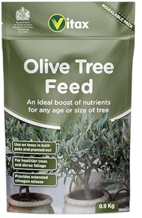 Olive Tree Feed – Resealable Pouch – Organic Fertilizer with Extended Nitrogen Release for Stronger Growth, Lush Foliage & Better Fruiting – Ideal for Pots, Planted & Borders – 0.9kg