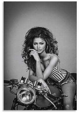 TSNKNP Zendaya Vintage Poster Dekorative Malerei Leinwand Wandkunst Wohnzimmer Poster Schlafzimmer Malerei,Wandkunst Bilddruck Moderne Familienzimmer Dekor 12x18inch(30x45cm)
