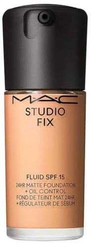 MAC Studio Fix Fluid SPF15 24HR Matte Foundation + Oil Control No.NW18 (30 ml)