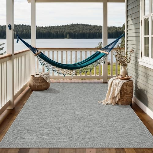 the carpet Calgary - robuster Teppich, Flachgewebe, modernes Design, ideal für Wohnzimmer, Esszimmer und Außenbereich, In- und Outdoor, Vintage-Optik, Boho-Style, Grau, 67 x 180 cm