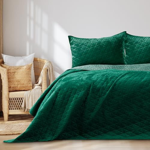 AmeliaHome Tagesdecke 170x270 cm grün zweiseitig Steppung Velvet Samt Laila