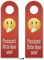 Pssst Bitte leise sein Emoticon mit Zeigefinger vor dem Mund Türhänger als lustige Alternative zu herkömmlichen Türschildern um deinen Gästen ein Lächeln ins Gesicht zu zaubern