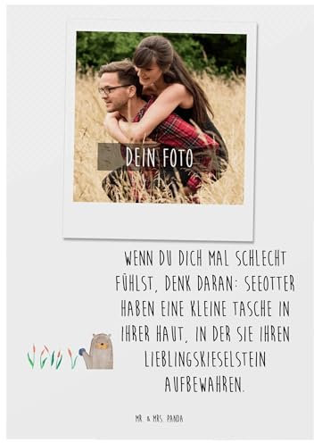 Mr. & Mrs. Panda Personalisierte Foto Postkarte Otter Stein - Geschenk, Pflanzen, Witzige Fakten, Fun Facts, Seeotter