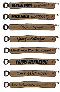 Flaschenöffner XXL Personalisiert - 30 cm mit einseitiger Wunschgravur und Lederband aus Erle Massiv - Wunschtext