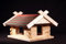 Vogelhaus Bausatz Herbstlaub Fichtenholz Manufaktur Martinshof Schindeln 23.213 L45 B40 H28cm Futterhaus. Garten. Herbst. Futterplatz. Fütterung Outdoor. Holz
