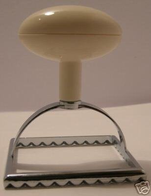 Ravioli Cutter Square 8cm/3 s/s Plastic Soft Grip Handle Guaranteed Quality