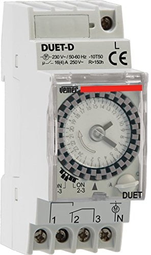 VEMER VP879100 DUET-D - Interruttore Orario Elettromeccanico a Cavalieri con Batteria Sostituibile, Programmazione Giornaliera, 2 Moduli DIN, Grigio