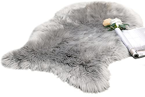 MIULEE Faux Fell Teppich Flauschig Weiche Warm Modern Bodenmatte Sofa Matte Kunstfell Dekofell Unregelmäßig Bettvorleger Wolle Longhair Optik Gemütliches 60x90 cm Grau