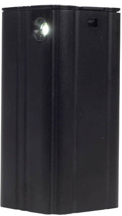 SilverStone SST-PB03 Aluminium-Powerbank-Mobiltelefon-Ladegerät für 4x AA-Batterien mit USB Micro-B Input und USB Typ-A female Output sowie roter LED-Ladeprozess-Anzeige