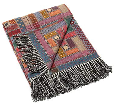 WoolMe Merino Wolldecke Rot Grün 130x180 cm Marta - luxuriöser Geschenkbox - Kuscheldecke flauschig aus Merino Wolle - Plaid Decke perfekt als Sofa Überwurfdecke, Sofadecke, Wohndecke, Couchdecke
