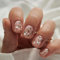 Ceboic 24 Pièces Court Carré Faux Ongles Français Fleurs Blanc Ongles à Coller Acrylique Artificiel Press on Nails Naturel Faux Ongles Autocollants pour Femmes et Filles Nail Art