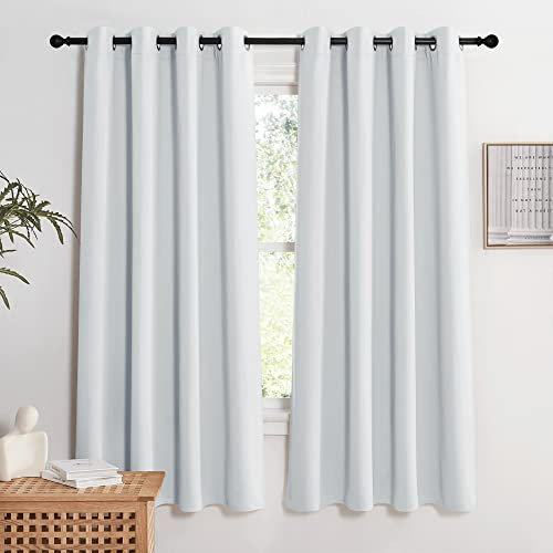 KGORGE Thermovorhänge gegen Hitzeschutz Verdunkelungsvorhang Weiss Ösenschal 2er Set 175 x 140 cm(HxB) Kurze Gardinen Blickdicht Wohnzimmer Vorhänge Kurz, Grauweiß