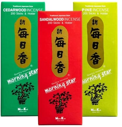 Nippon Kodo Japanische Räucherstäbchen Morning Star Duftset - 3er Set Zeder, Sandelholz, Kiefer - Vorratspacks mit je 200 Stäbchen, mit Halter (Düfte des Waldes)