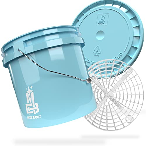 MAGIC BUCKET Blue Bucket, 3.5 US Gallons/13 Liters, Plastic, with Lid, Grit Guard Bucket Insert, Baby Blue/White